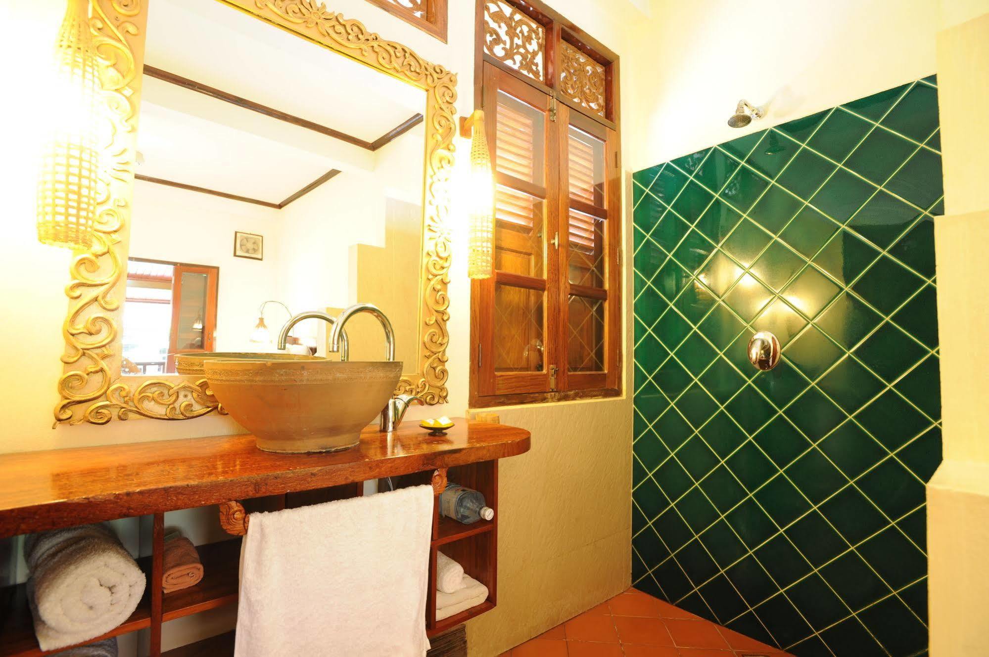 Lotus Villa Luang Prabang Bagian luar foto