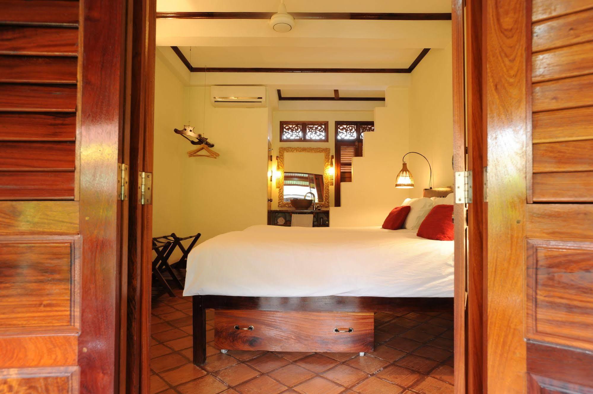 Lotus Villa Luang Prabang Bagian luar foto