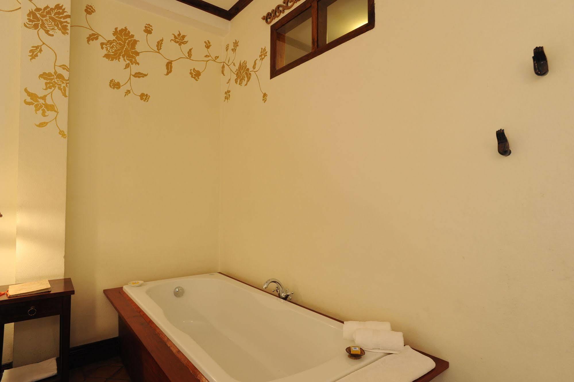 Lotus Villa Luang Prabang Bagian luar foto